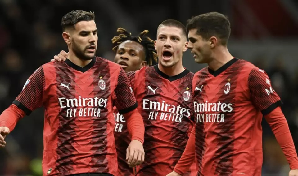 Đội hình cầu thủ AC Milan mùa giải này có điểm gì đặc biệt